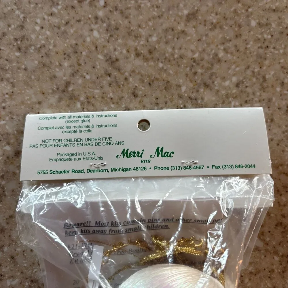 Merri Mac Vintage crystal & gold tree beaded ornament kit. Makes 1 ornament. New
